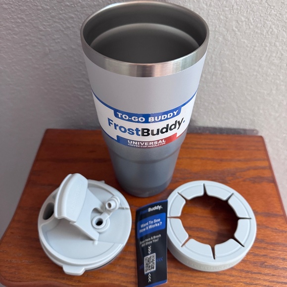 FrostBuddy To-Go-Buddy Universal Cup Insulator-32oz~Stainless Steel Tumbler~NEW - Picture 1 of 16
